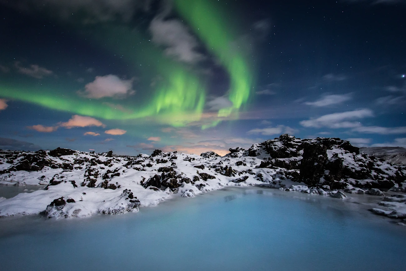 Is the Blue Lagoon a wonder of the world?